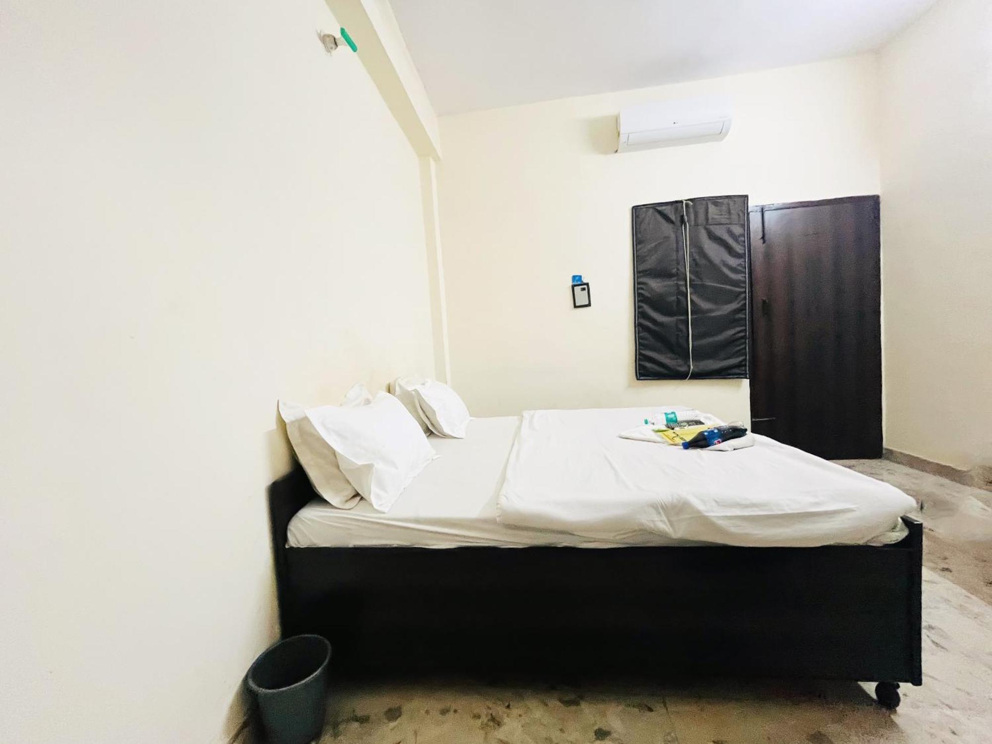 Hotel In South Delhi Near Sarai Kale Khan