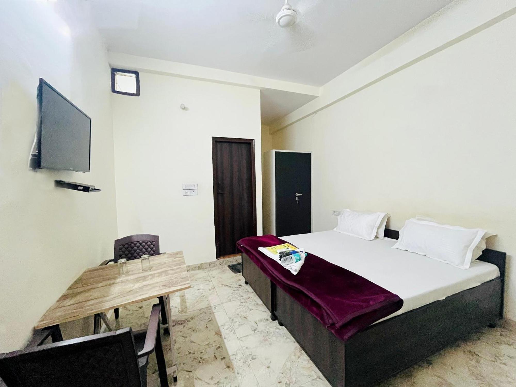 Hotel In South Delhi Near Sarai Kale Khan New Delhi